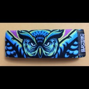Custom Duel Sided Elastic Owl Bracelet.